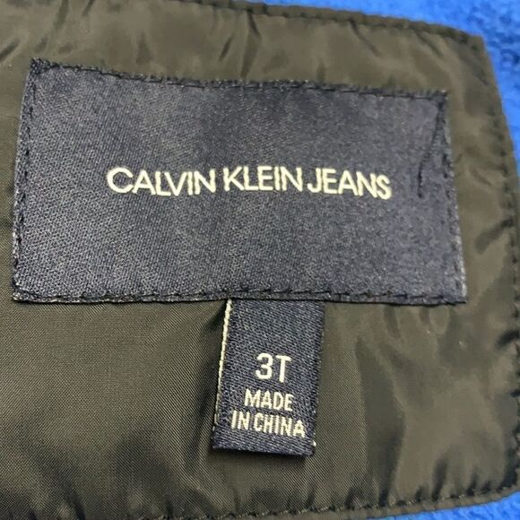 Boys Calvin Klein Jeans Puffer Hooded Jacket - Picture 4 of 6